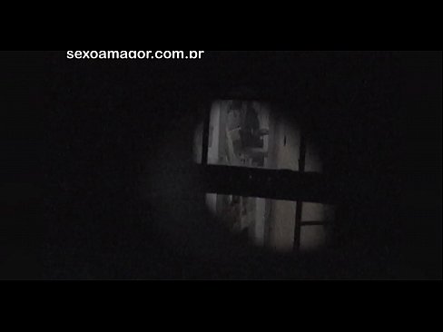 ❤️ Blondie wurdt yn it geheim op fideo opnommen troch in buertvoyeur ferburgen efter holle bakstiennen ❌ Kwaliteitsporno op fy.ladyxxxporno.ru ️❤